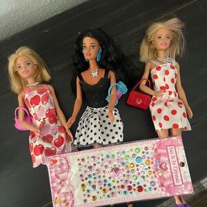 Barbie Dolls Trio with Heart‎ and Polka Dot Dresses